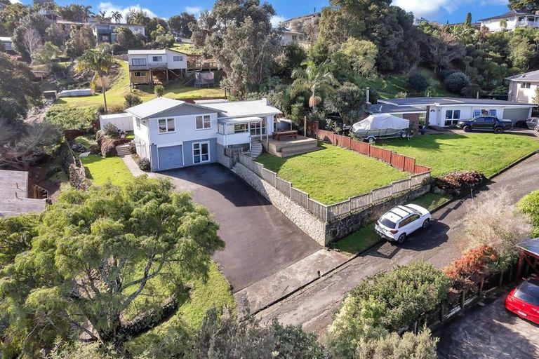 Photo of property in 15 Tanekaha Drive, Parahaki, Whangarei, 0112