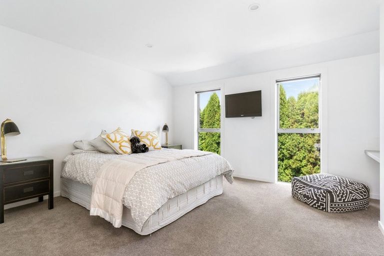 Photo of property in 4 Leabridge Mews, Harewood, Christchurch, 8051