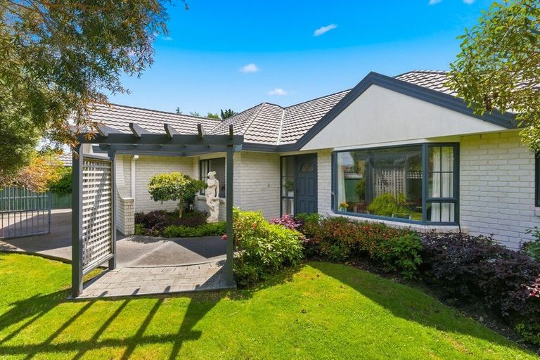 Photo of property in 5 Rimu Street, Waikanae, 5036