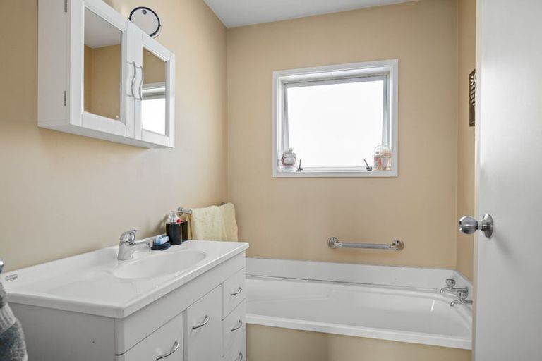 Photo of property in 4b Ray Street, Cromwell, 9310