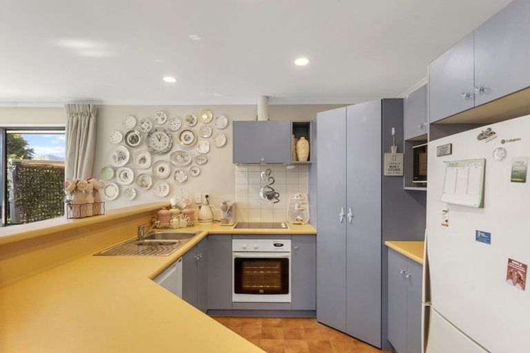 Photo of property in 28 Allport Place, Stoke, Nelson, 7011