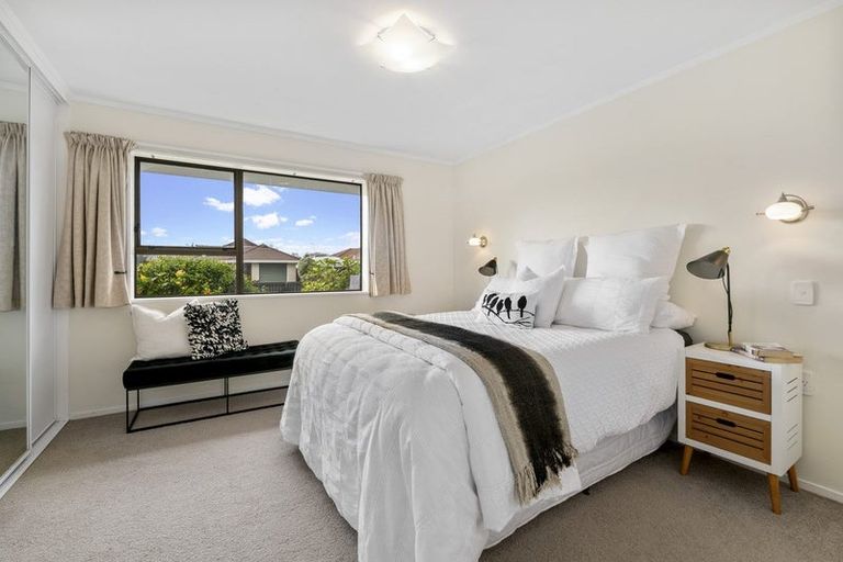 Photo of property in 48 Edward Avenue, Orewa, 0931