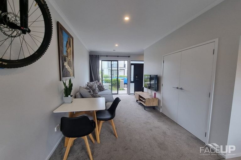 Photo of property in 6 Sidney Wallingford Way, Hobsonville, Auckland, 0616