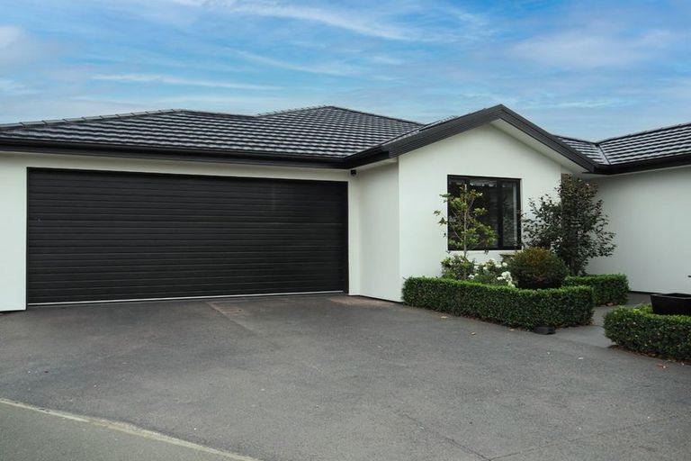 Photo of property in 33 Hyde Place, Halswell, Christchurch, 8025