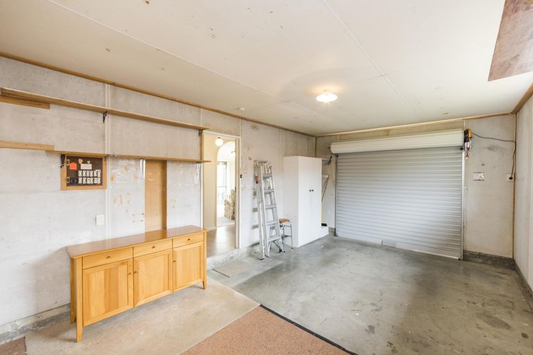 Photo of property in 2 Huhana Court, Hokowhitu, Palmerston North, 4410
