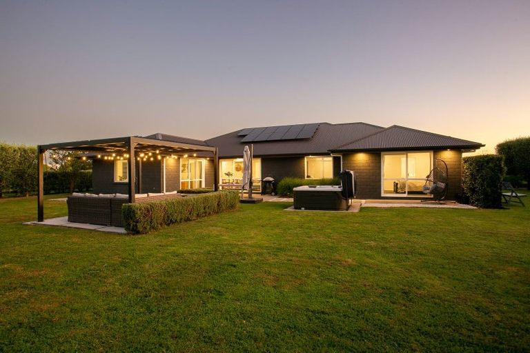 Photo of property in 14 Nikale Street, Cambridge, 3434