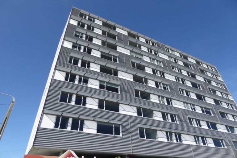 Photo of property in Cube Apartments, 4f/242 Taranaki Street, Mount Cook, Wellington, 6011