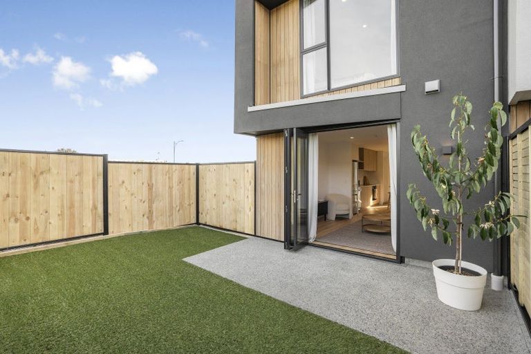 Photo of property in 2/10 Trieste Way, Paraparaumu, 5032