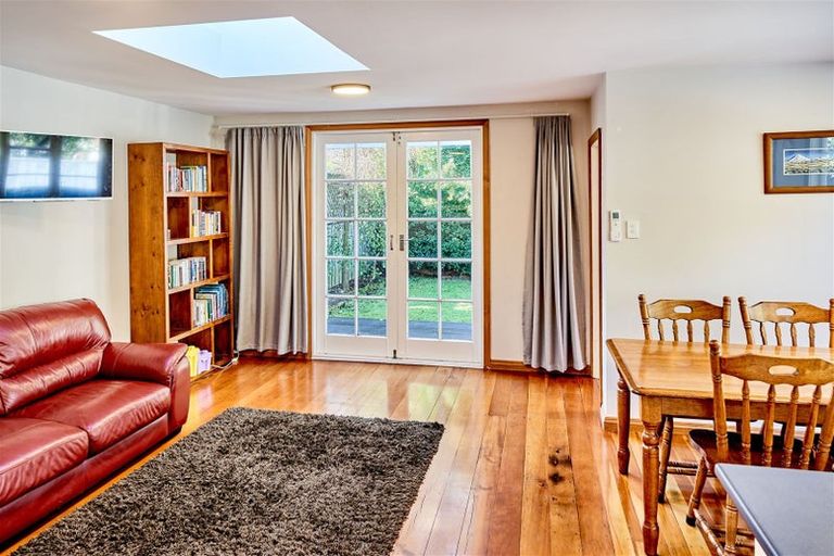 Photo of property in 314 Muritai Road, Eastbourne, Lower Hutt, 5013