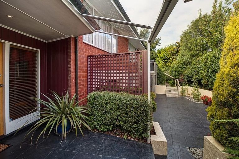 Photo of property in 27 Newbridge Place, Ilam, Christchurch, 8041