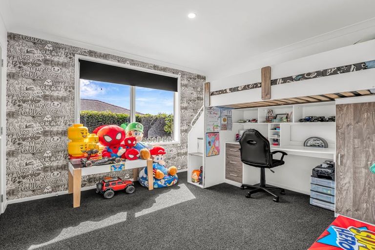 Photo of property in 73 Rexford Heights, Pyes Pa, Tauranga, 3112