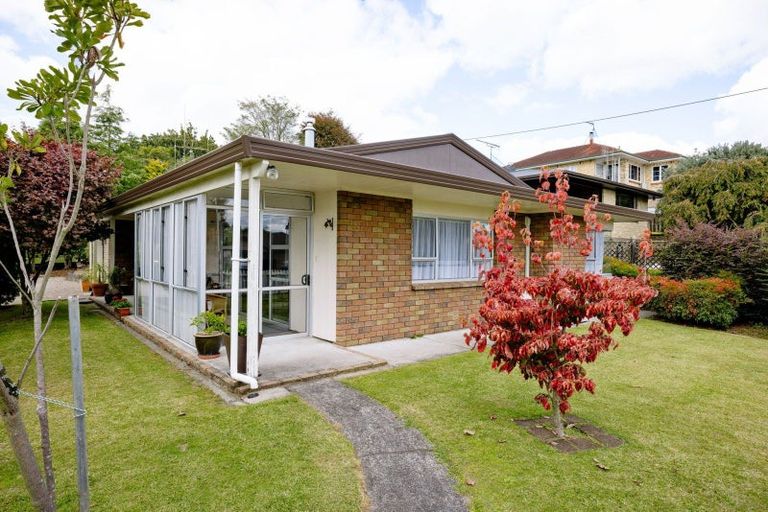 Photo of property in 30 Chaucer Street, Leamington, Cambridge, 3432