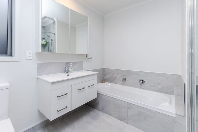 Photo of property in 9 Hapu Avenue, Baverstock, Hamilton, 3200