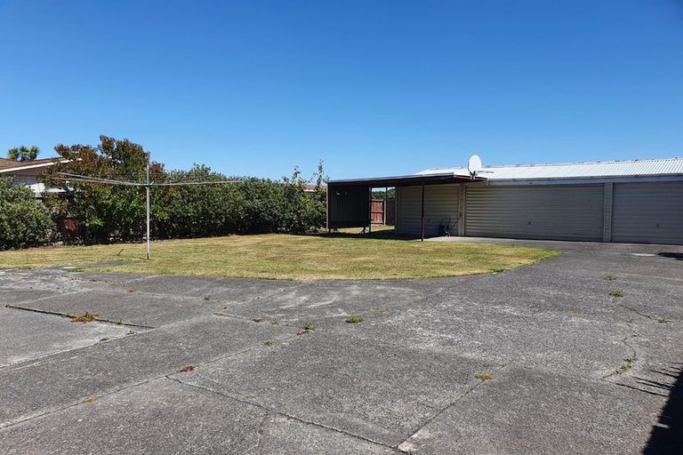 Photo of property in 797 Main North Road, Belfast, Christchurch, 8051