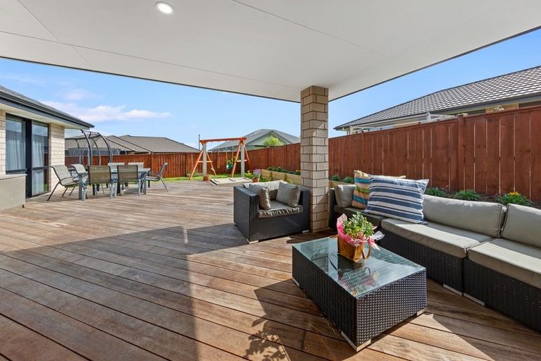 Photo of property in 82 Westmuir Crescent, Pokeno, 2402