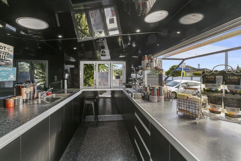 Photo of property in 199 Coronation Avenue, Welbourn, New Plymouth, 4310