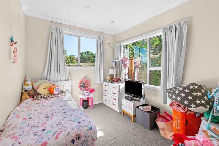 Photo of property in 10 Parris Street, Moturoa, New Plymouth, 4310