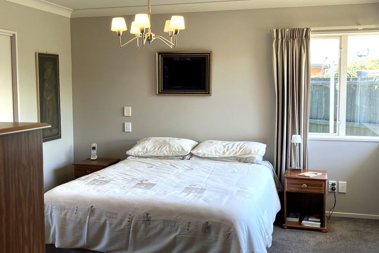 Photo of property in 21 Empress Place, Halswell, Christchurch, 8025