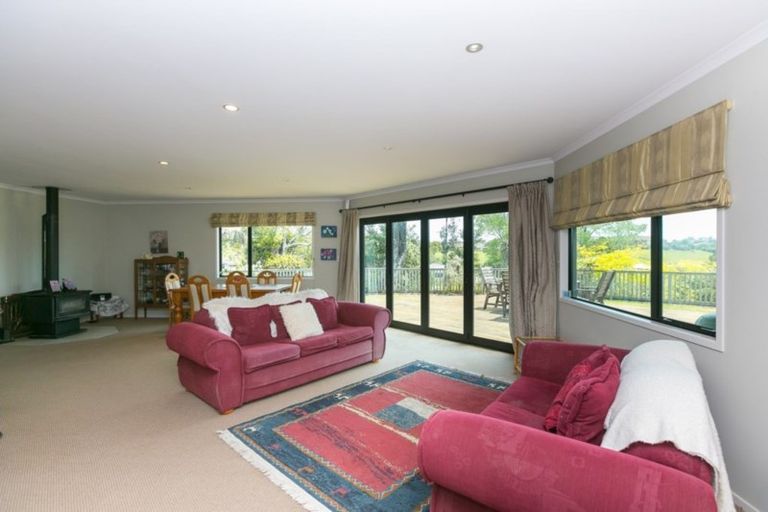 Photo of property in 69d Karamea Street, Whalers Gate, New Plymouth, 4310