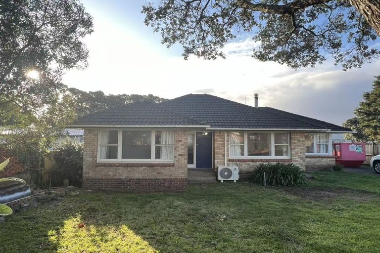 Photo of property in 12 Mack Place, Red Hill, Papakura, 2110