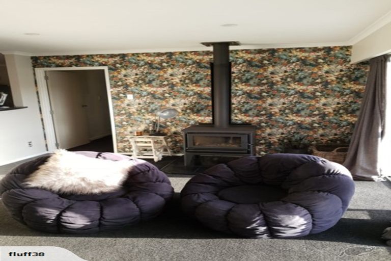 Photo of property in 8 Sardinha Place, Marfell, New Plymouth, 4310