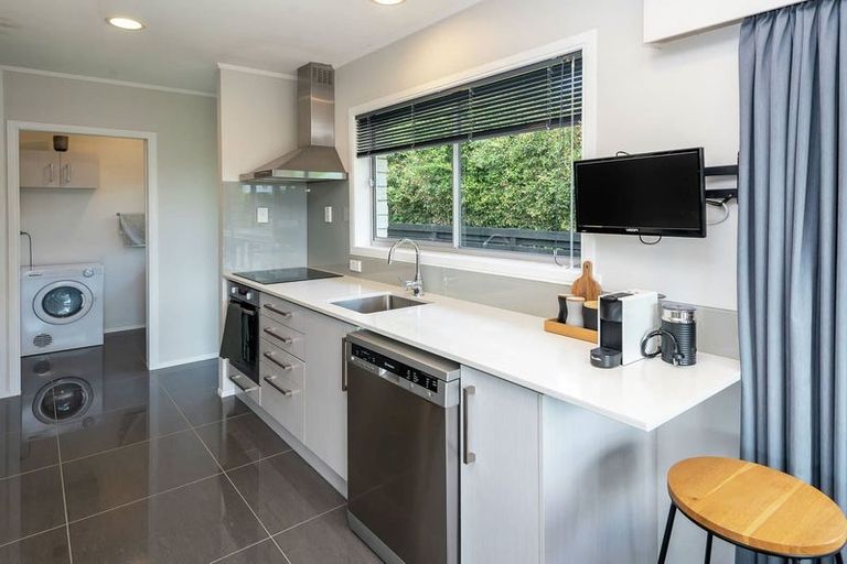 Photo of property in 11 Towra Place, Botany Downs, Auckland, 2010