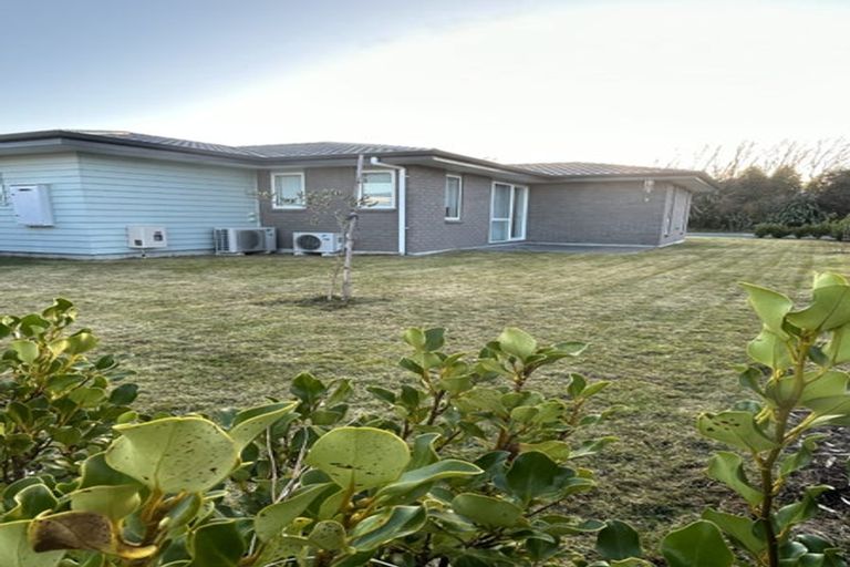 Photo of property in 30 Noumea Drive, Rangatira Park, Taupo, 3330