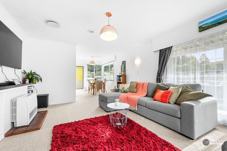 Photo of property in 37 Raukawa Street, Stokes Valley, Lower Hutt, 5019
