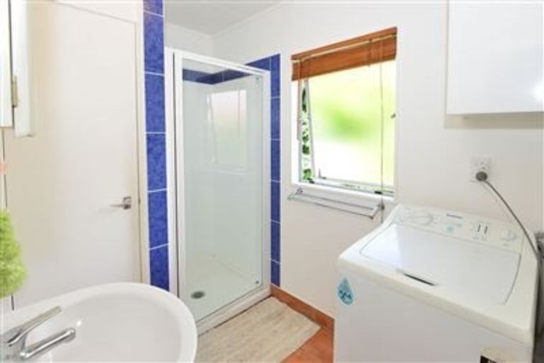 Photo of property in 14a Ross Crescent, Orewa, 0931