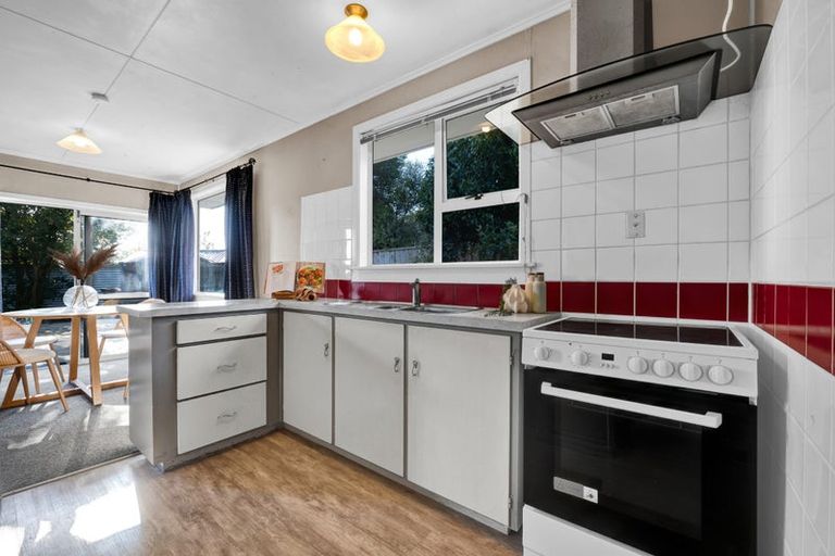 Photo of property in 163a Pembroke Street, Westown, New Plymouth, 4310