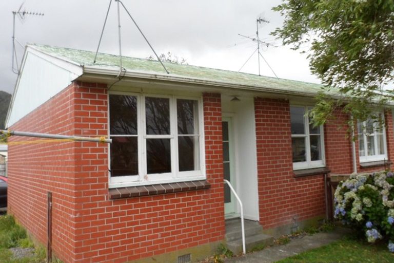 Photo of property in 50a Seddon Street, Wallaceville, Upper Hutt, 5018