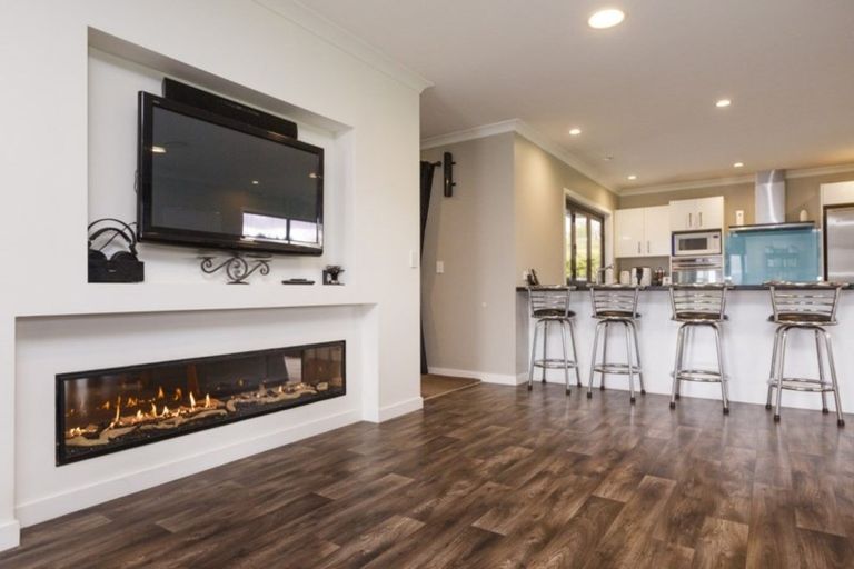 Photo of property in 18 Melford Lane, Bunnythorpe, Palmerston North, 4470