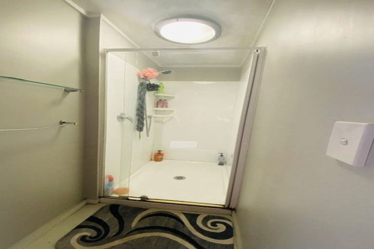 Photo of property in 72-74 Dublin Street, Martinborough, 5711