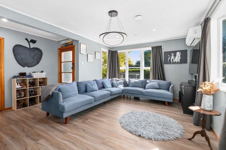 Photo of property in 30 Bibby Street, Waipawa, 4210