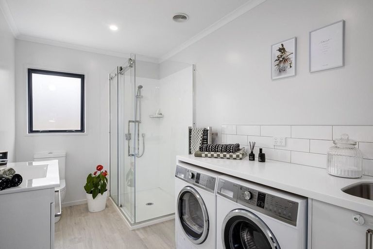 Photo of property in 301 Gladstone Road North, Mosgiel, 9092