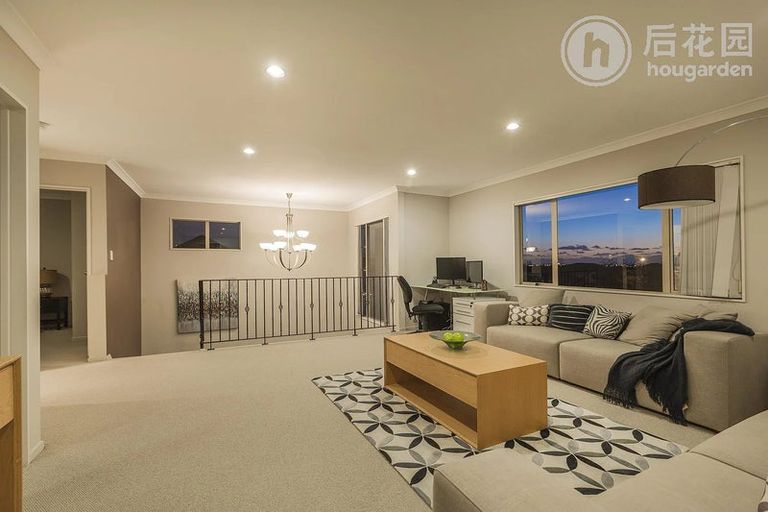 Photo of property in 1 Birchlands Road, Flat Bush, Auckland, 2019