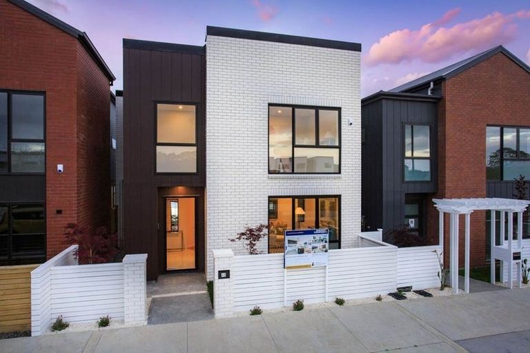 Photo of property in 62 Joshua Carder Drive, Hobsonville, Auckland, 0616