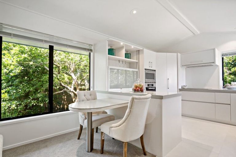 Photo of property in 1/33 Argo Drive, Half Moon Bay, Auckland, 2012