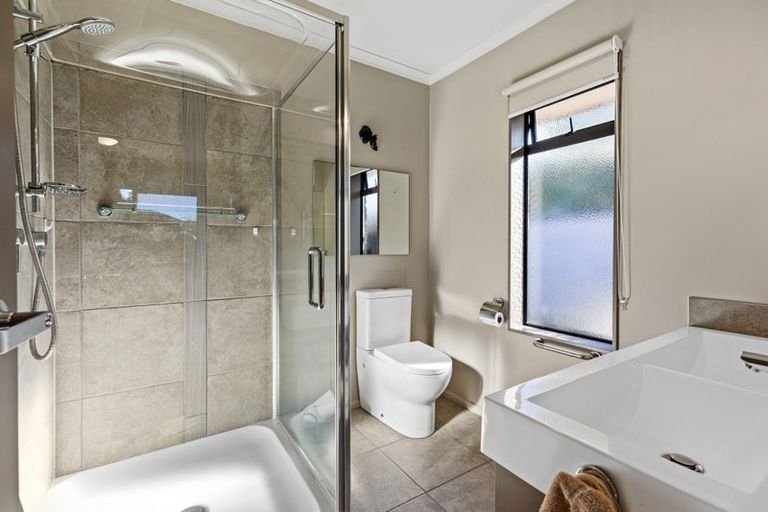 Photo of property in 29 Palazzo Drive, Papamoa Beach, Papamoa, 3118