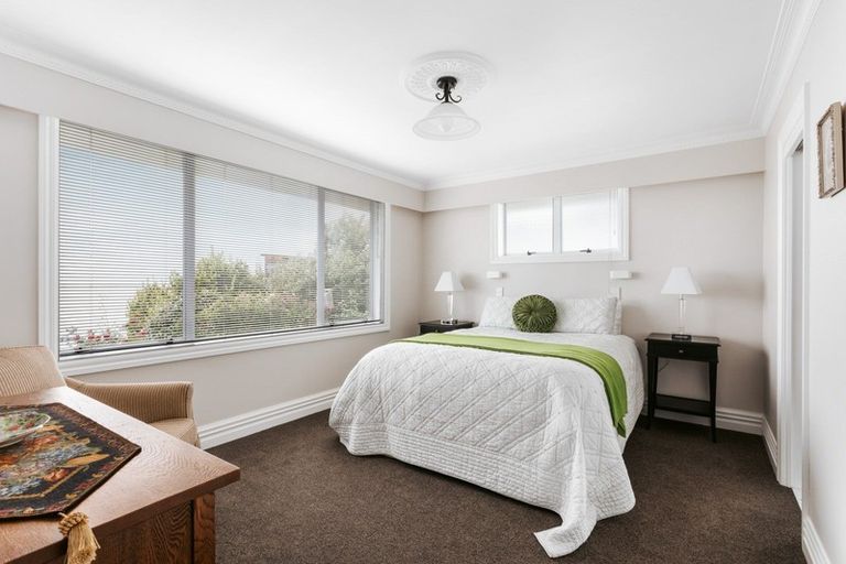 Photo of property in 63 Harbour View Road, Omokoroa, 3114