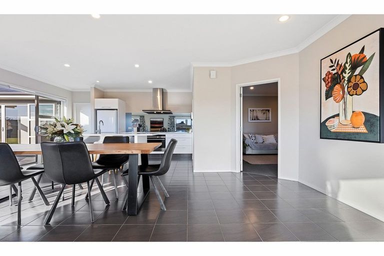 Photo of property in 7 Barnsley Crescent, West Melton, 7618