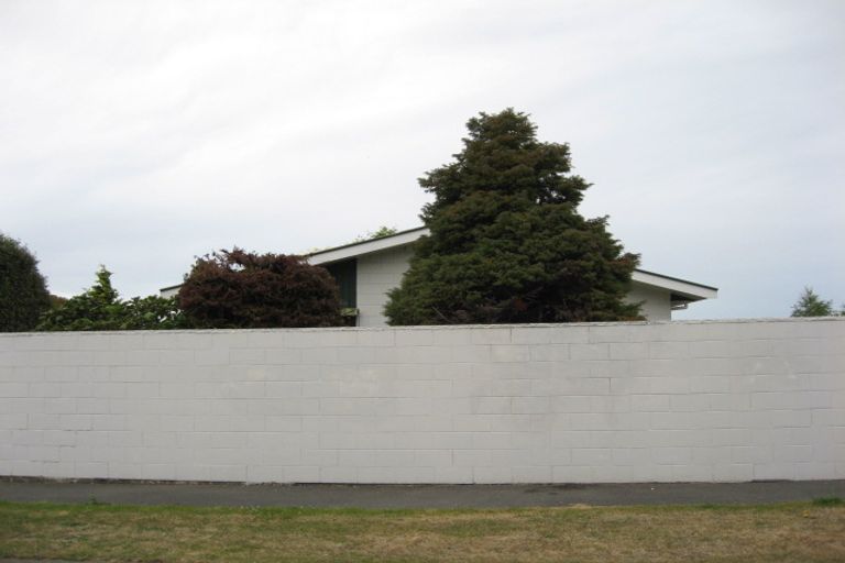 Photo of property in 10 Cowes Street, Avondale, Christchurch, 8061