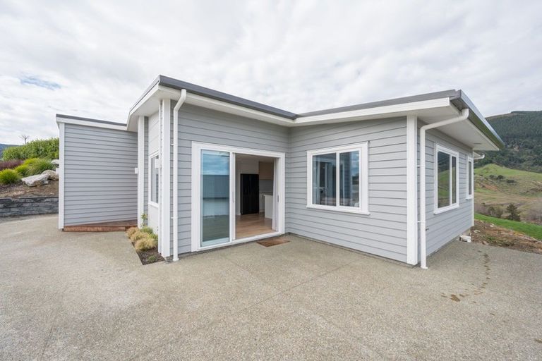 Photo of property in 23 Huntaway Close, Stoke, Nelson, 7011