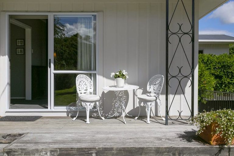 Photo of property in 2/79 Taupo View Road, Taupo, 3330