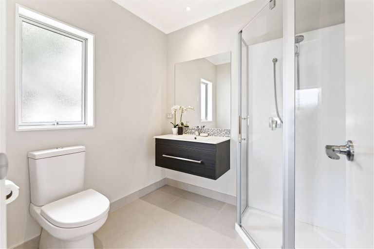 Photo of property in 44 Crabb Fields Lane, Riverhead, 0820