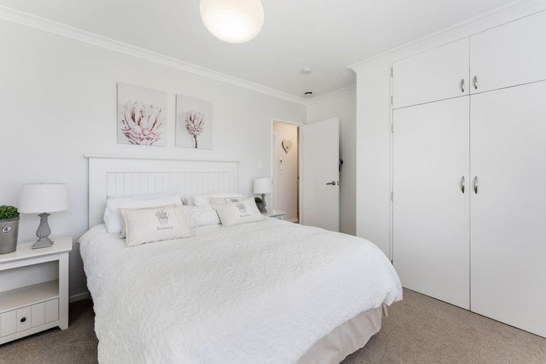 Photo of property in 25 Montana Road, Totara Park, Upper Hutt, 5018