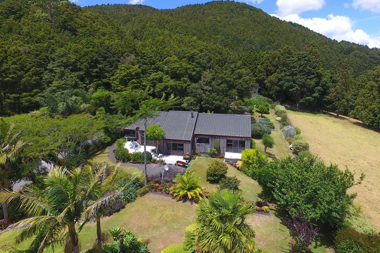 Photo of property in 410 Crane Road, Kauri, Kamo, 0185