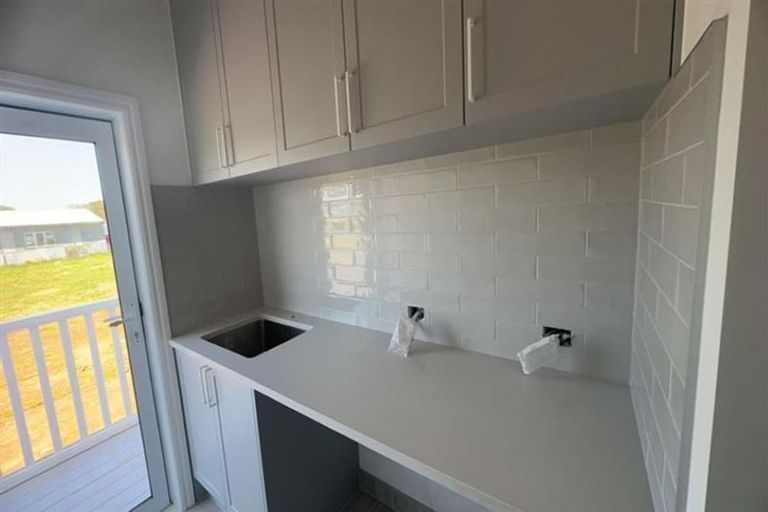 Photo of property in 49 Elbow Road, Aka Aka, Pukekohe, 2678