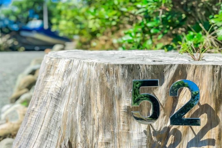 Photo of property in 52 Dixie Street, Te Horo Beach, Otaki, 5581