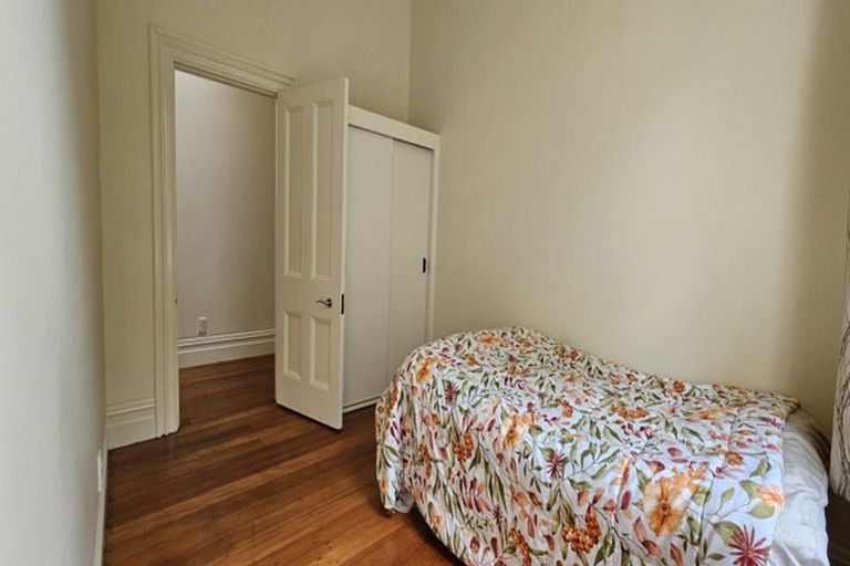 Photo of property in 78 Raroa Road, Kelburn, Wellington, 6012